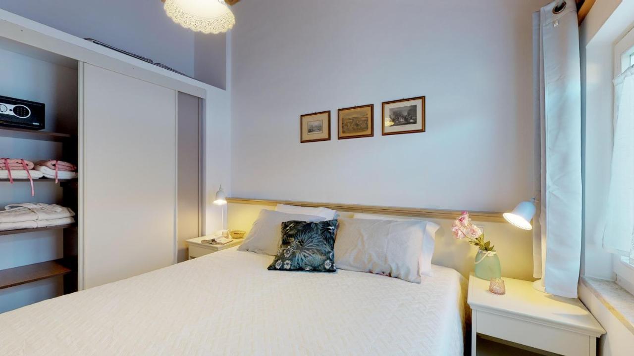 Lara Deluxe Superior 5 Star Apartment, Your Piece Of Heaven By The Sea & Park Новиград Экстерьер фото